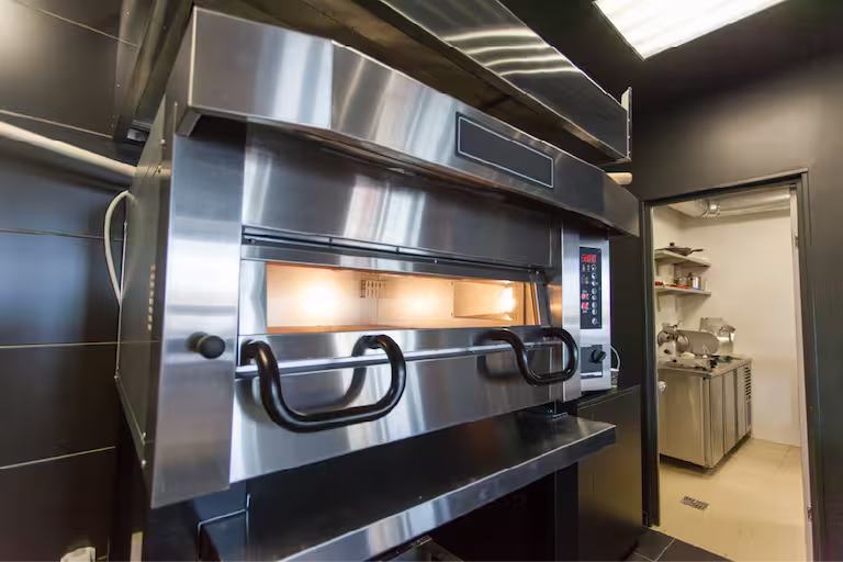 Commercial kitchen appliance and equipment deep cleaning service Minneapolis
